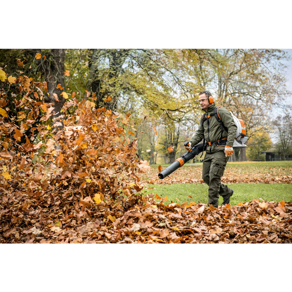 Stihl BR 800 C-E lehepuhur – lisavaade